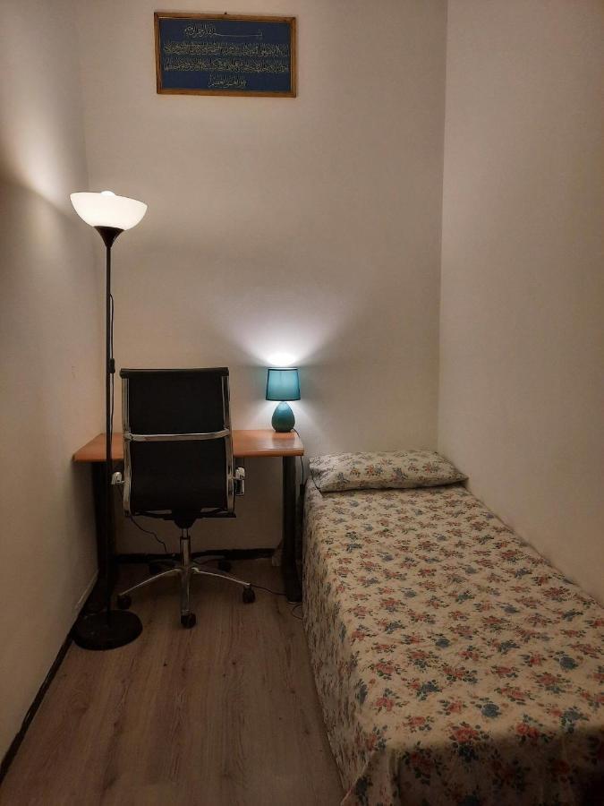 Nice And Quiet Accommodation In The City Center Milan Extérieur photo